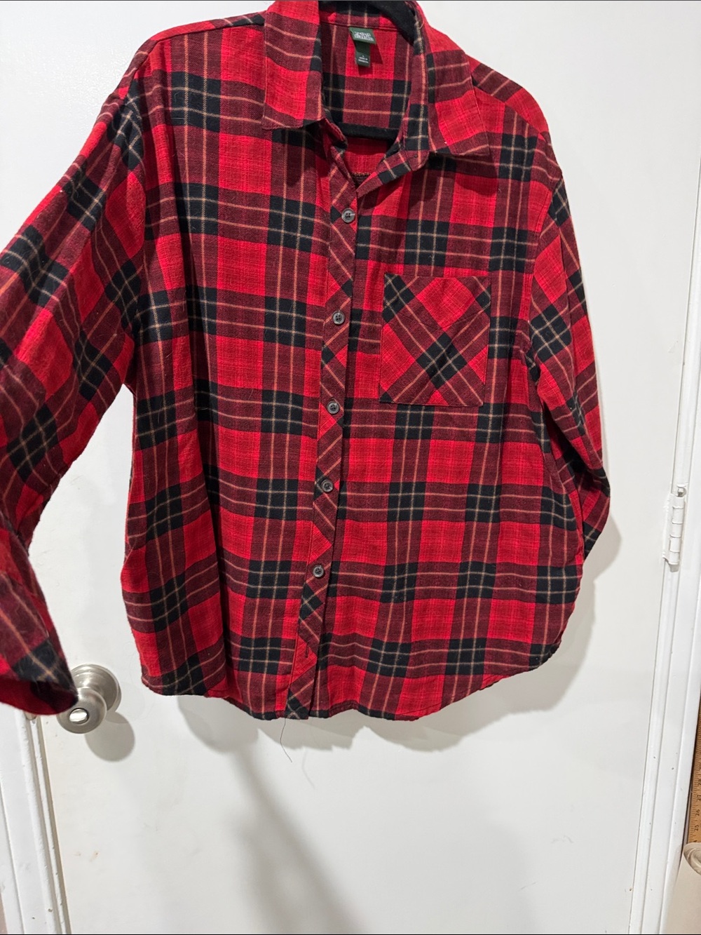 Wild Fable Red & Black Plaid Button-Up Shirt - L